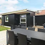 8 Person In Albaek-by Traum * Ålbæk
