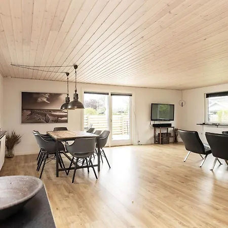 8 Person In Lb K Holiday home