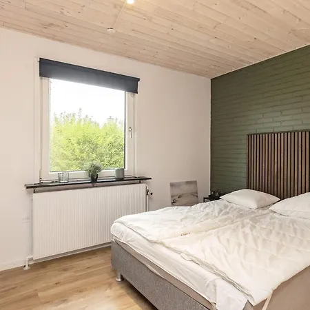 8 Person In Lb K Holiday home Aalbaek