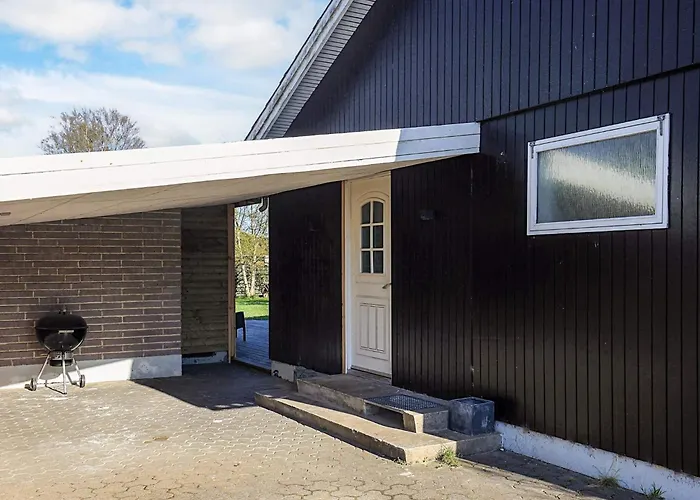 8 Person In Albaek-by Traum Semesterbostad