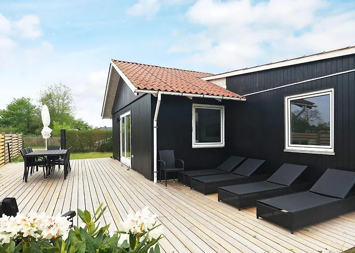 8 Person In Albaek-by Traum * Ålbæk